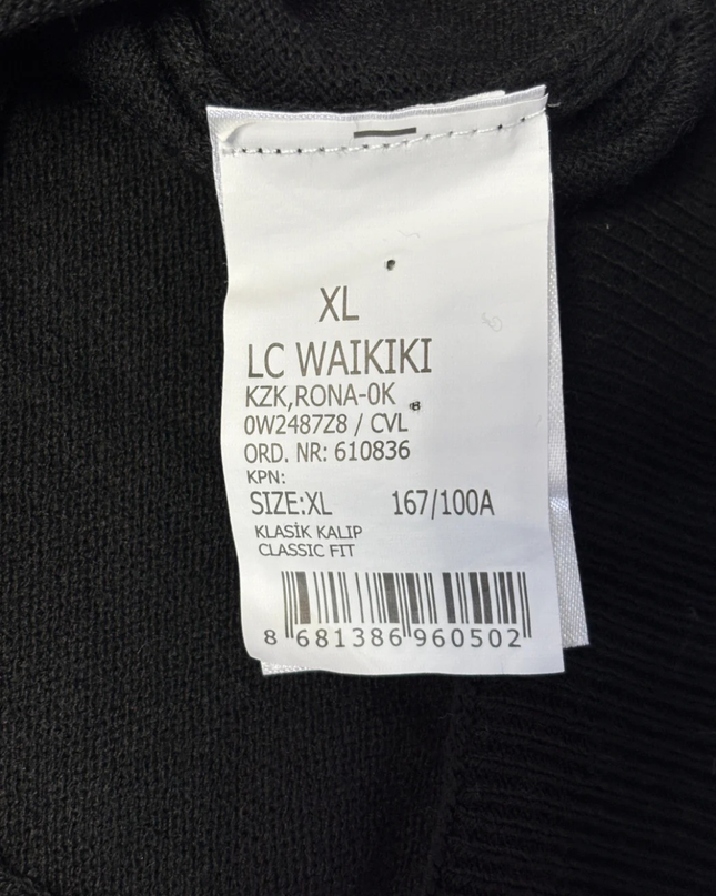 LC WAIKIKI Black Textured Grid Knit Crew Neck Sweater