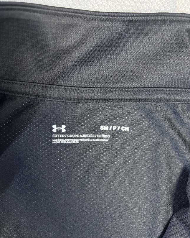 Under Armour Black Fitted Quarter-Zip Long Sleeve Performance Sports Top