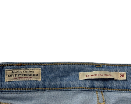 Levi's 721 High Rise Skinny Blue Jeans