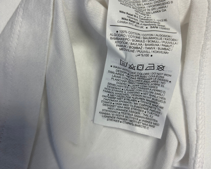 Nike White 'Just Do It' Graphic T-Shirt