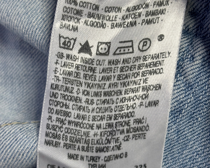Levi's Light Blue Cropped Denim Trucker Jacket