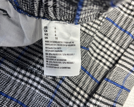 American Eagle Black, White and Blue Plaid Shorts