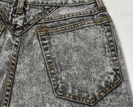 Vintage Gray Acid Wash High-Waisted Tapered Jeans
