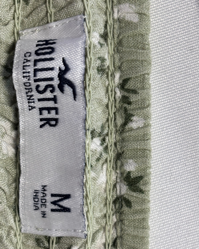 Hollister Green Floral Puffed Sleeve Button-Down Crop Top