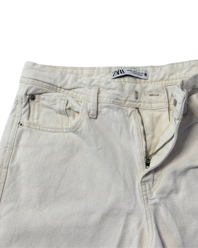 Zara White Straight Leg Frayed Hem Jeans