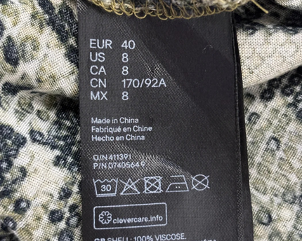 H&M Green Snake Print V-Neck Long Sleeve Blouse