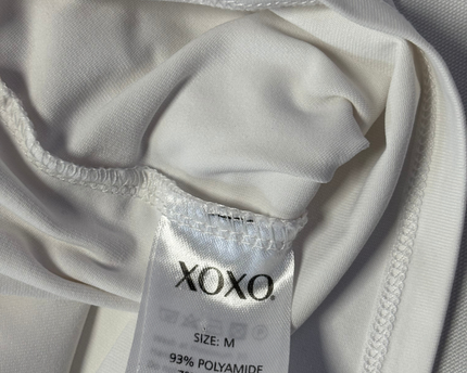 XOXO White Long Sleeve Scoop Neck Basic Top