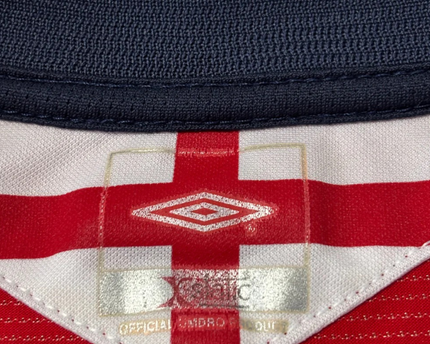 England Away 2004-2005 Umbro Red Football Jersey