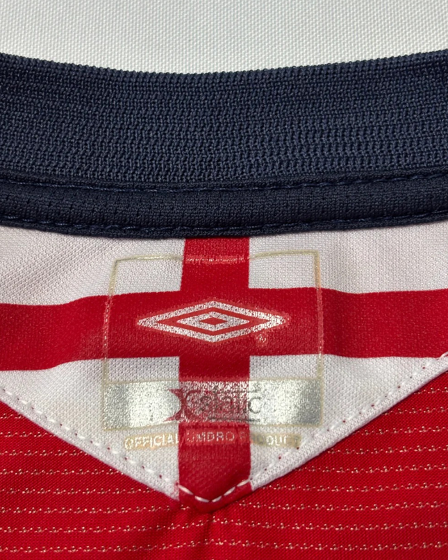 England Away 2004-2005 Umbro Red Football Jersey