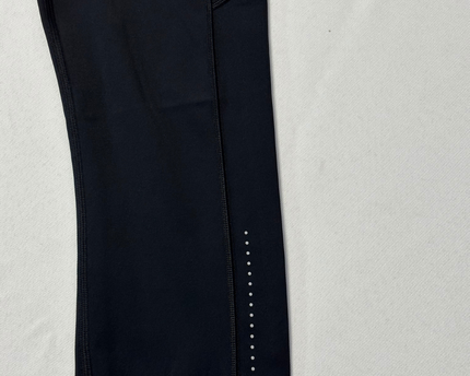 Lululemon Black High-Waisted Athletic Cropped Leggings with Side Pockets