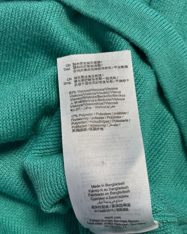 edc Vibrant Green V-Neck Lightweight Knit Sweater