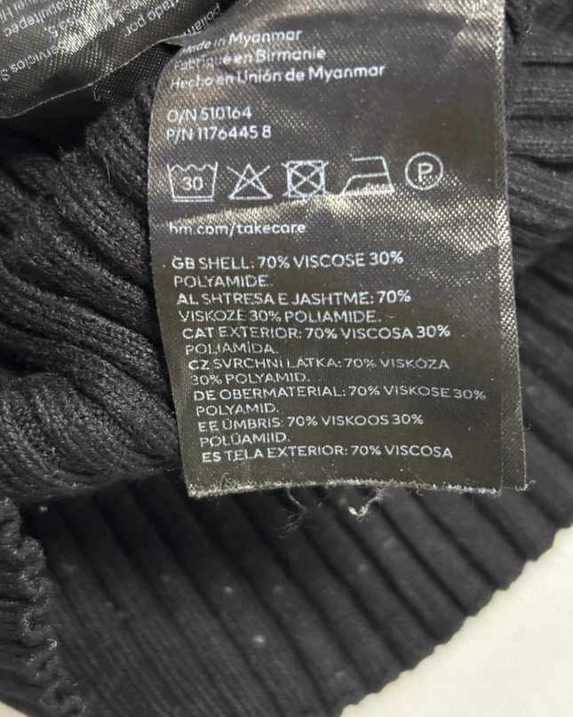 H&M Black Ribbed Long Sleeve Crop Top