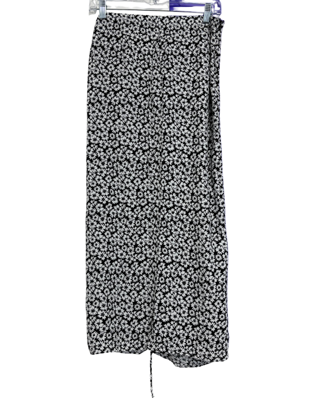 Bershka Black and White Floral Ruched Midi Skirt