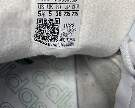 SH-00161-SNK-3PAT7001-brand_tag