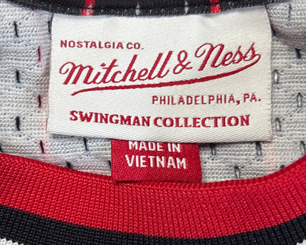 MC-10677-1505-DS5-004-brand_tag