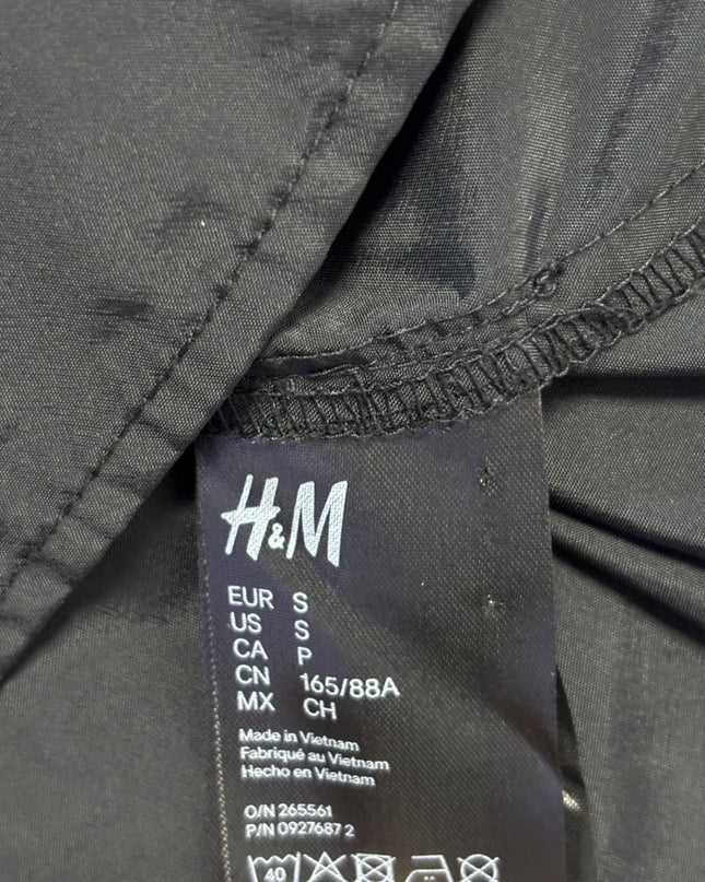 H&M Black Ruffle Collar Puff Sleeve Blouse