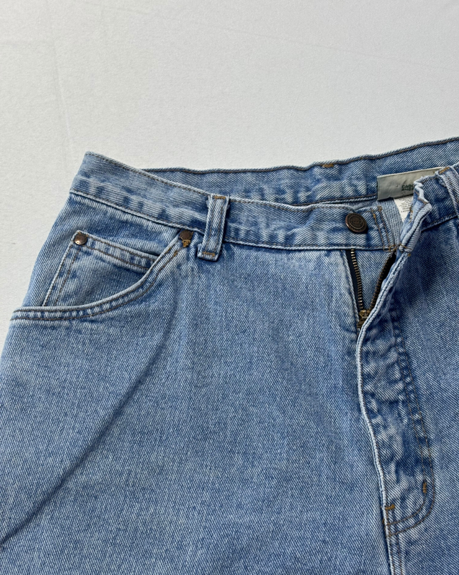 Northern Reflections Vintage High-Waisted Blue Jeans