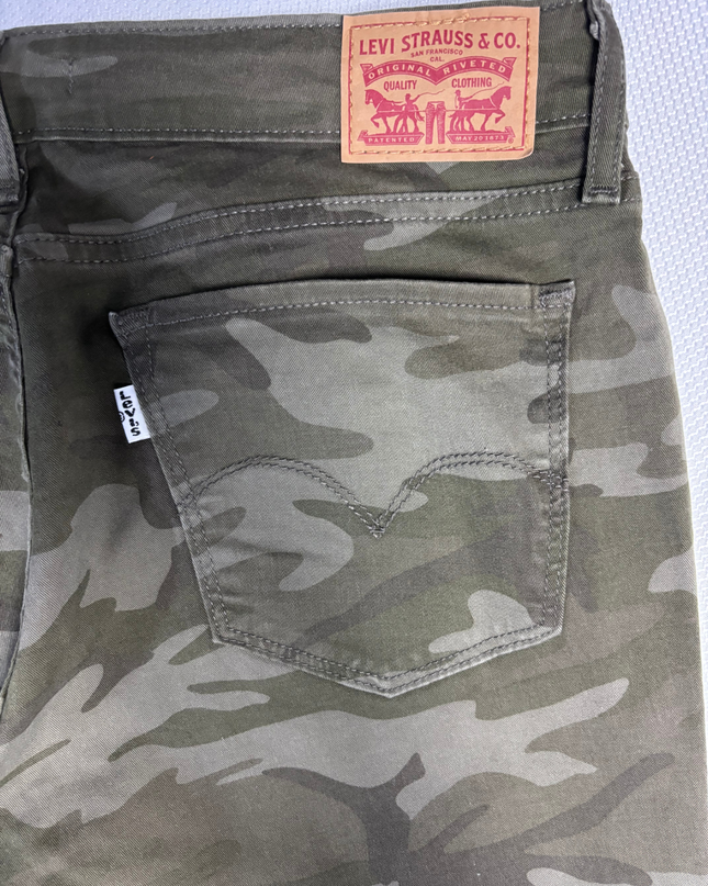 Levi's 711 Skinny Green Camouflage Jeans Women's
