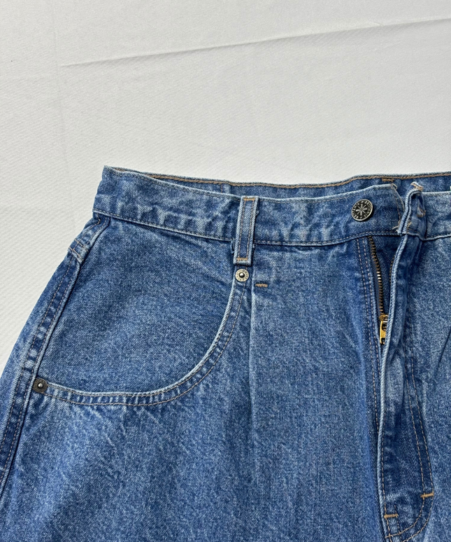 Brittania Blue High-Waisted Tapered Leg Vintage Jeans