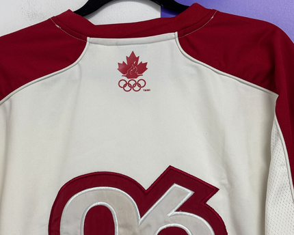 HBC Official Team Canada 2006 Olympic Red/White Jersey