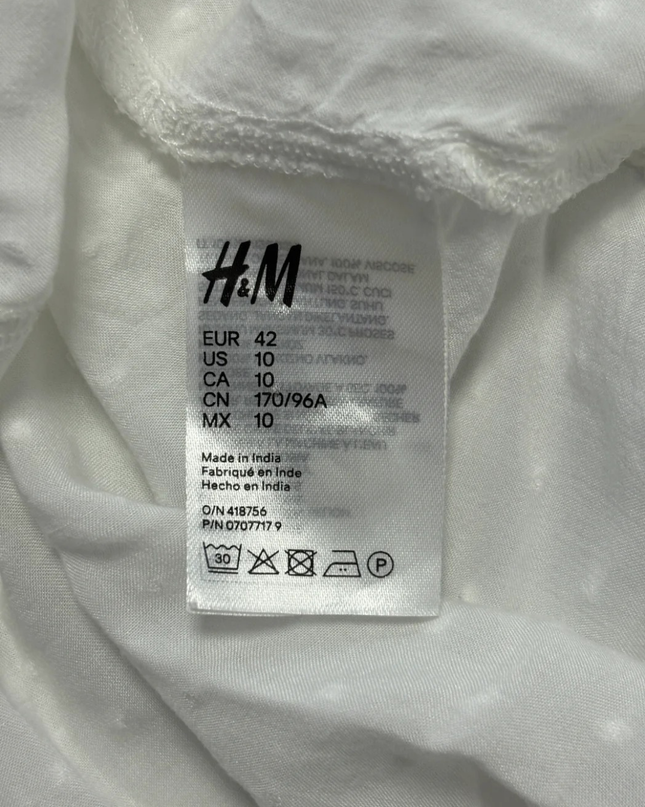 H&M White Swiss Dot Flutter Sleeve Blouse