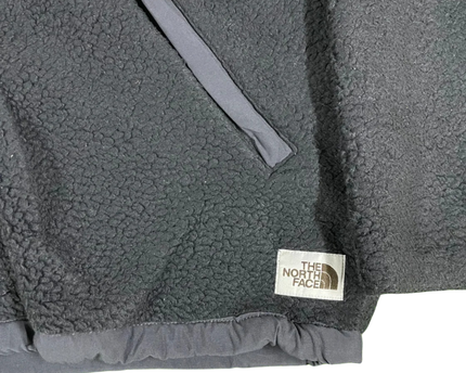THE NORTH FACE Black Full-Zip Sherpa Fleece Jacket