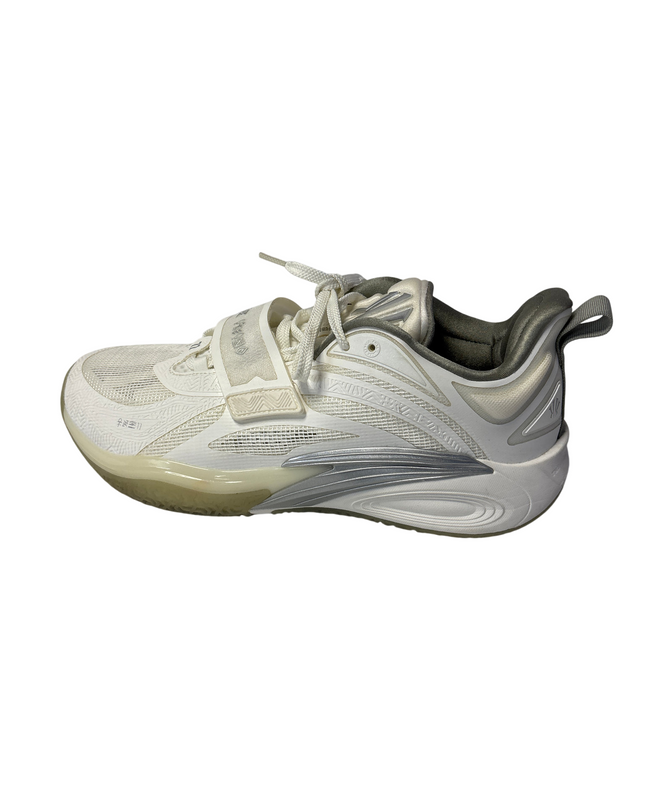 Anta White Silver Emblem Low Top Sneakers