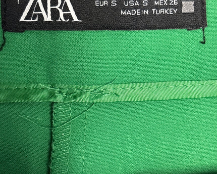 MC-06187-SKRT-3PFZ9001-brand_tag