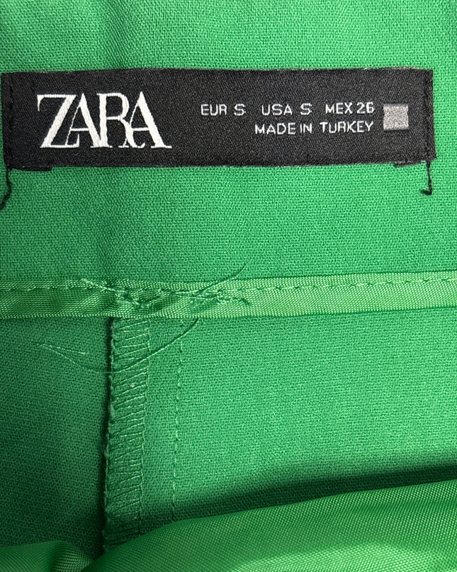 MC-06187-SKRT-3PFZ9001-brand_tag