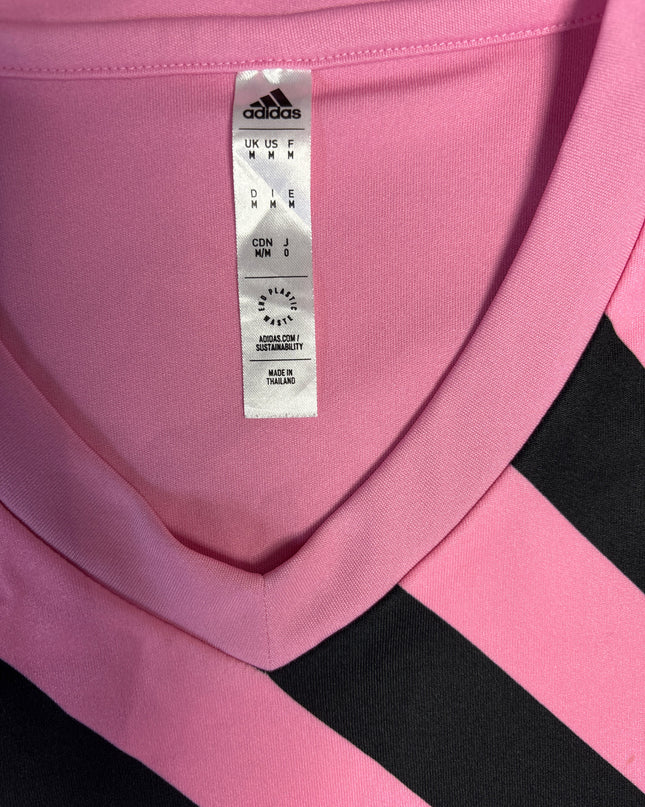 MC-05763-TSH-FKV003-brand_tag