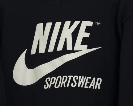 Nike Black Sportswear Graphic Sweatshirt