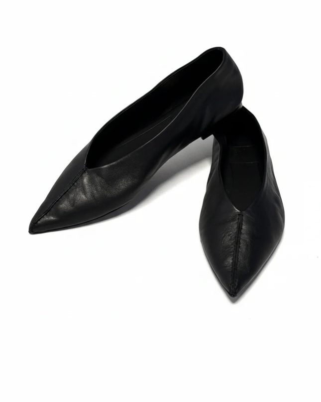 ZARA Black Pointed Toe Leather Flats