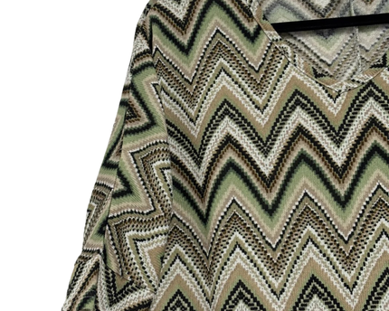 Hailys Soft Green Diverse Zigzag V-Neck Top