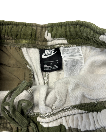 Nike Green Camo Print Fleece Sweat Shorts - S | Waist: 28"