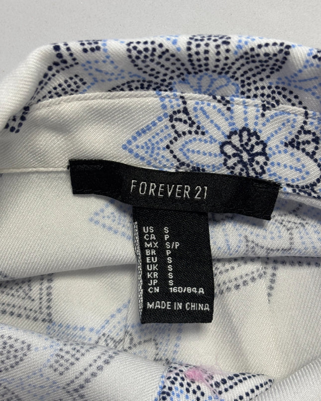 Forever 21 White/Blue Mandala Print Cropped Shirt