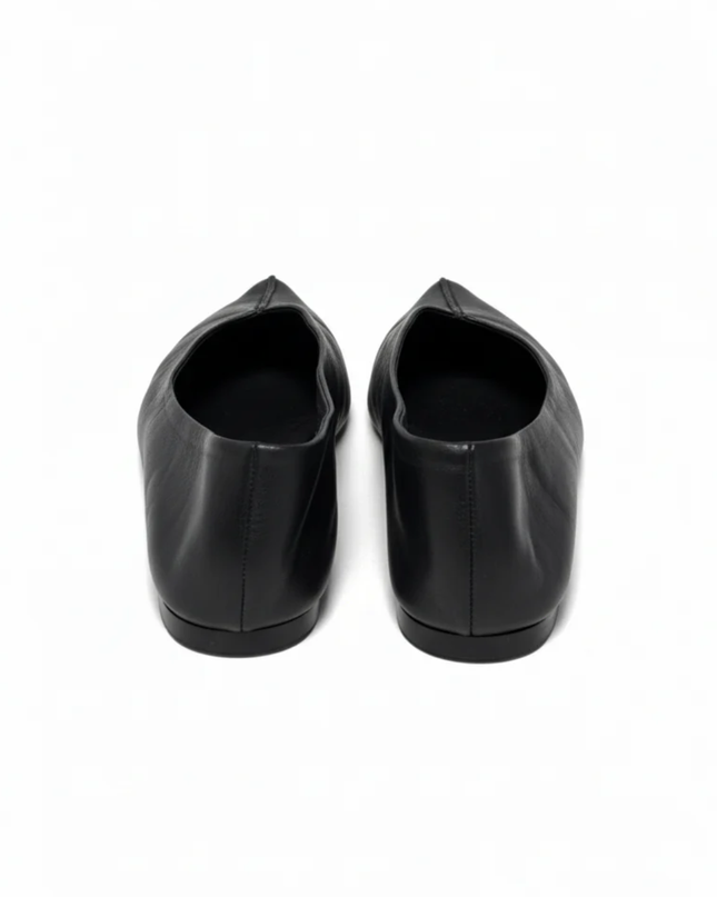 ZARA Black Pointed Toe Leather Flats