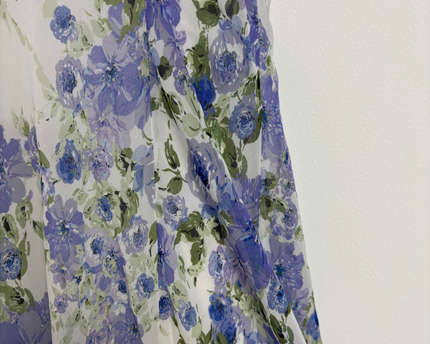 Connected Apparel White & Lavender Floral Chiffon Sleeveless Midi Dress - XS