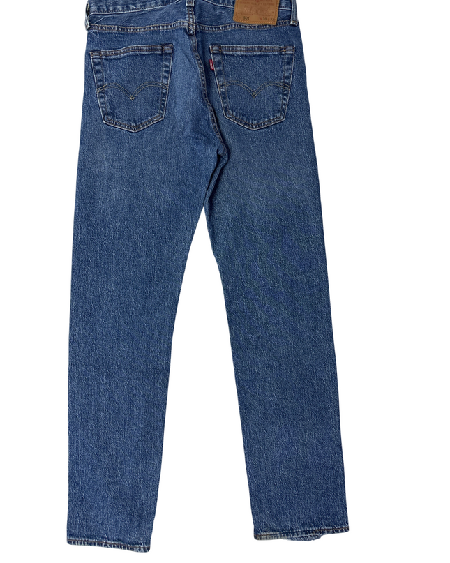 MC-05879-JNS-FKV004-back