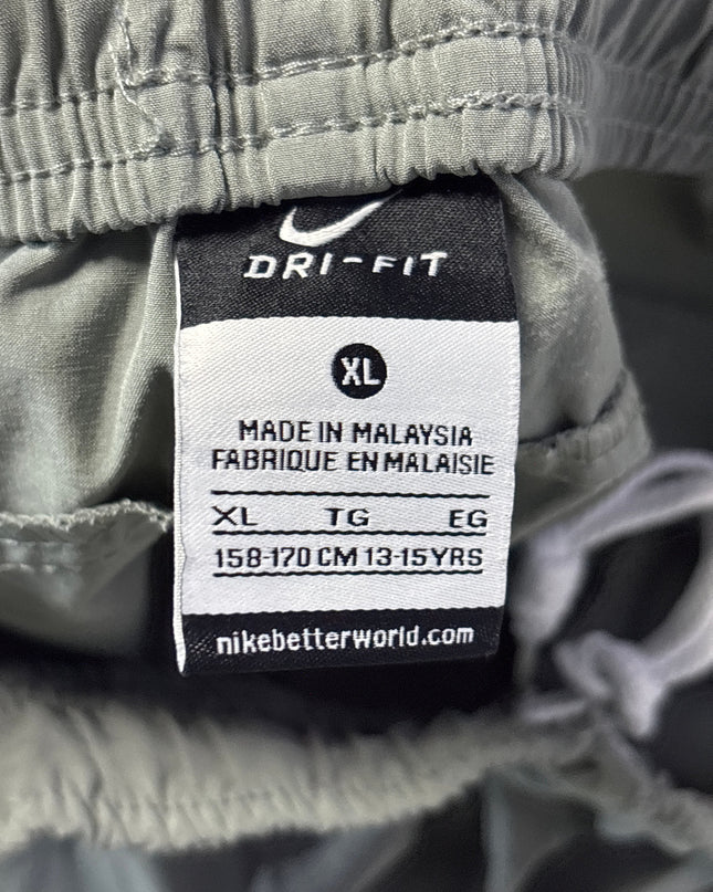 MC-09831-1452-FKV-012-brand_tag