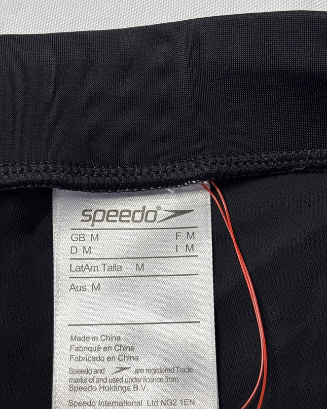 MC-06549-LGN-3PIAG4003-brand_tag