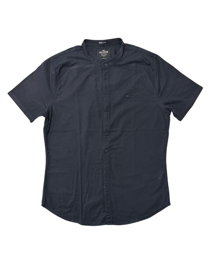 Hollister Epic Flex Muscle Fit Black Banded Collar Short Sleeve Shirt - M