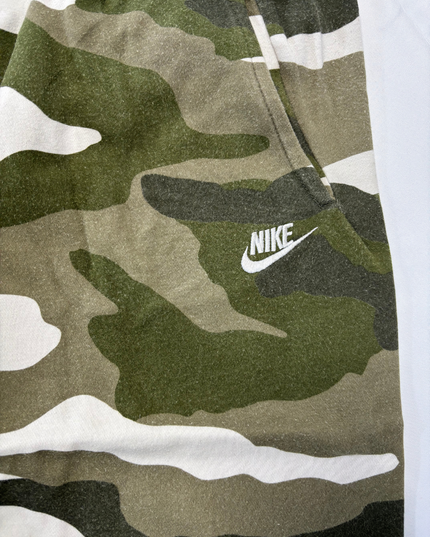 Nike Green Camo Print Fleece Sweat Shorts - S | Waist: 28"
