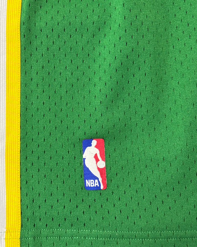Mitchell & Ness NBA Hardwood Classics Green Swingman Shorts - XS | Waist: 26"