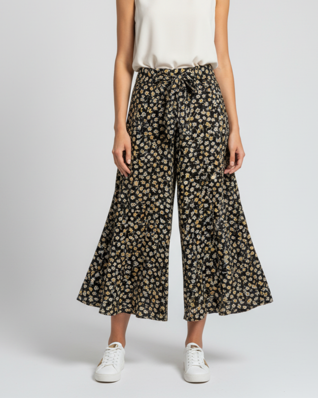 Zara Black Ditsy Floral High-Waist Culotte Pants