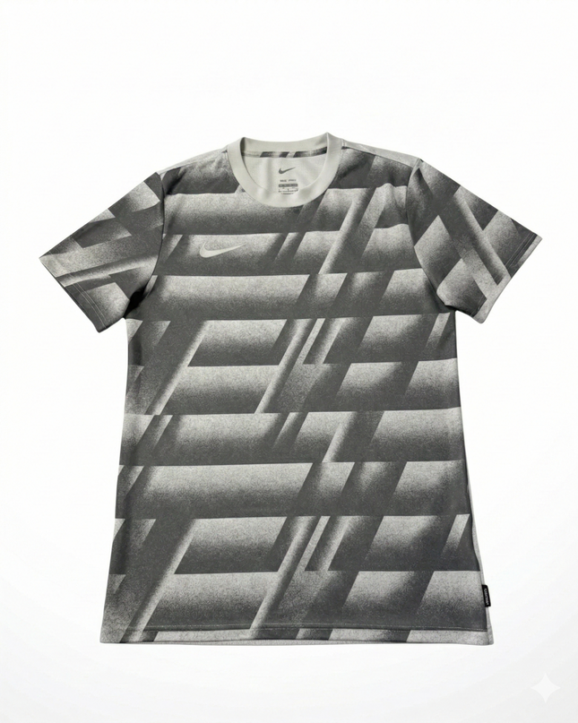 Nike Grey/White Graphic Print Performance Sports T-Shirt