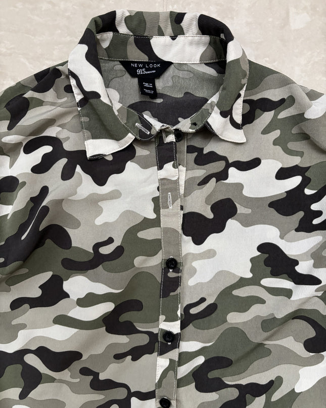 New Look Camouflage Cropped Button-Down Top - XS