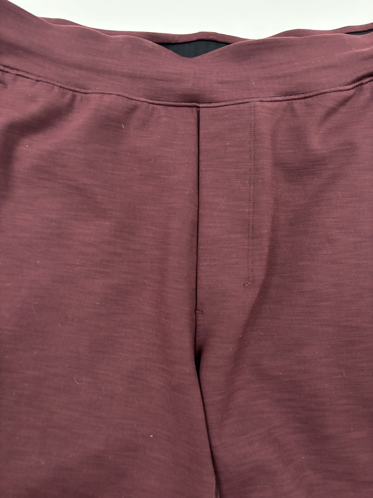 Lululemon Burgundy High-Rise Training Shorts - L | Waist: 32"