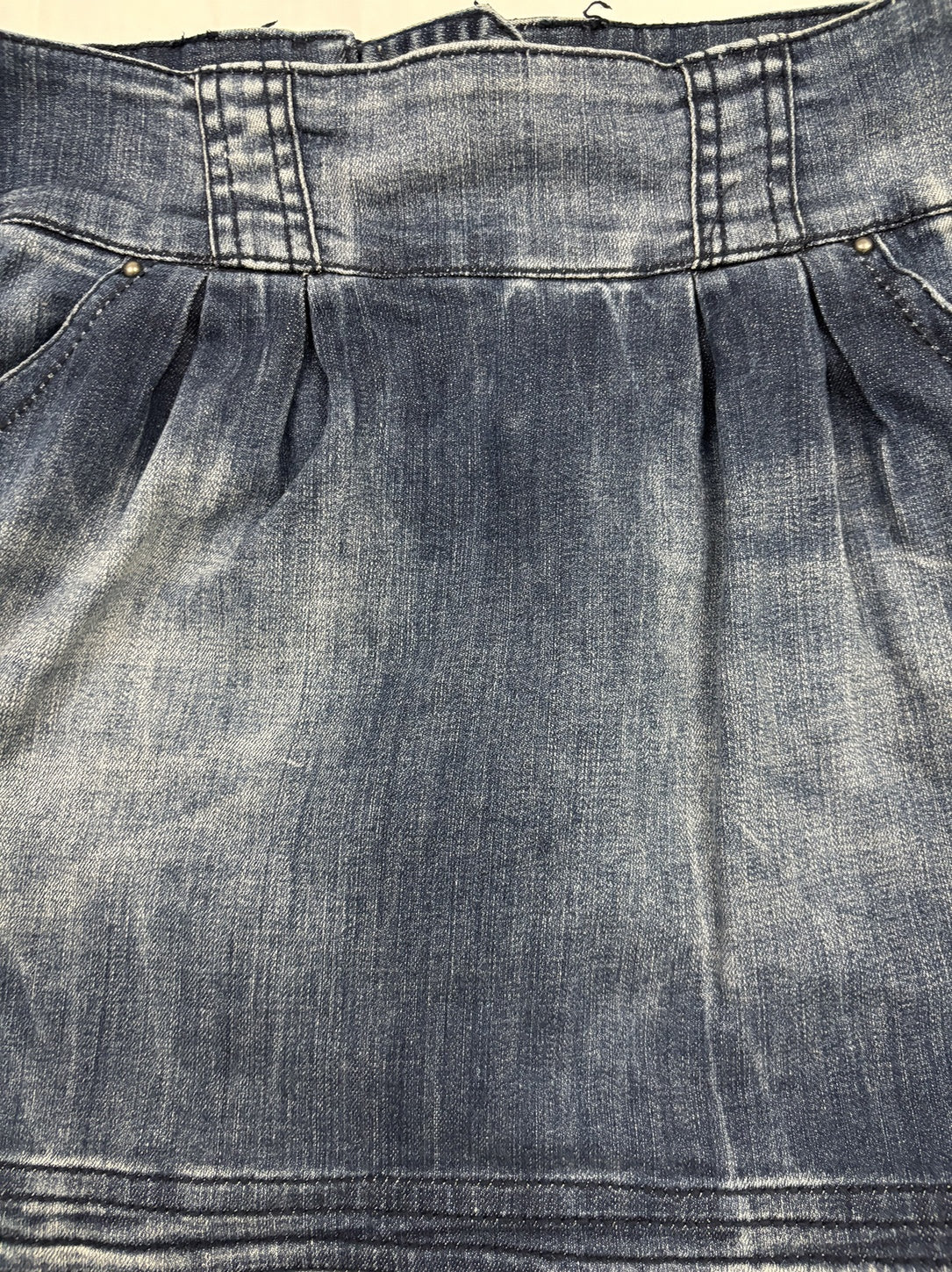 Stradivarius High-Waist Washed Blue Denim Mini Skirt - M | Waist 30"