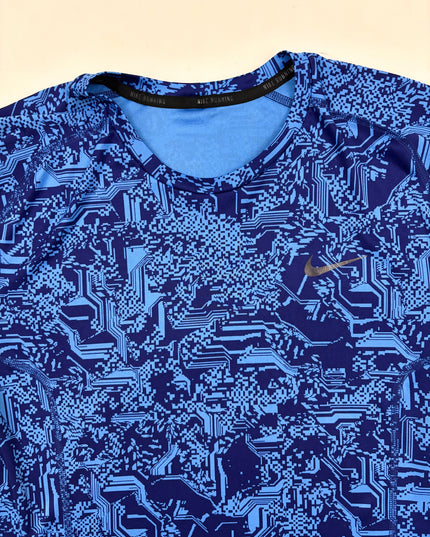 Nike Dri Fit Running Abstract Pattern Pixel Blue T-Shirt - S
