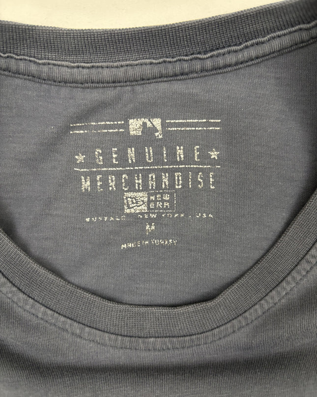 New Era MLB New York Yankees Yellow Logo Black T-Shirt - S